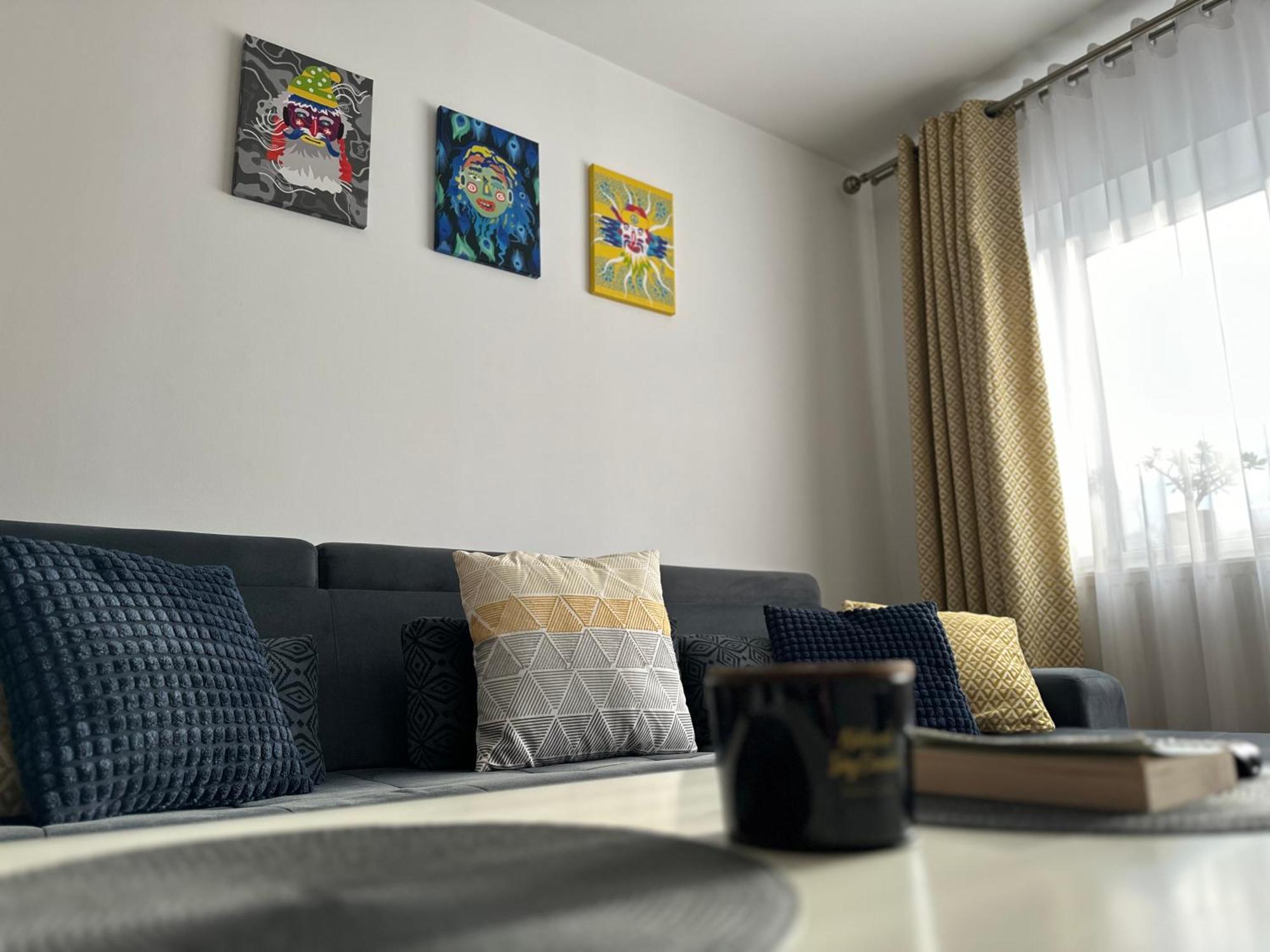 Bucovina View Apartment Campulung Moldovenesc Bagian luar foto