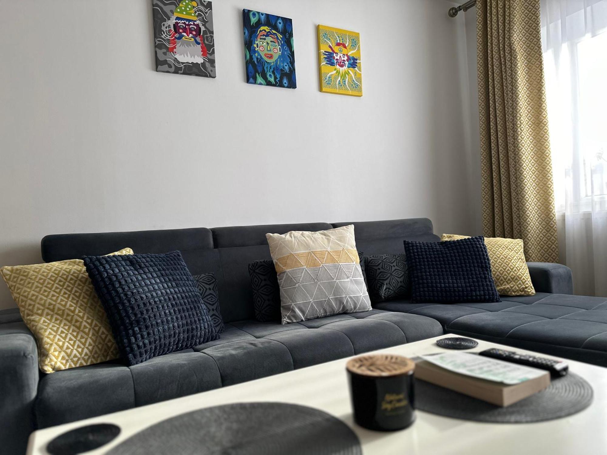 Bucovina View Apartment Campulung Moldovenesc Bagian luar foto