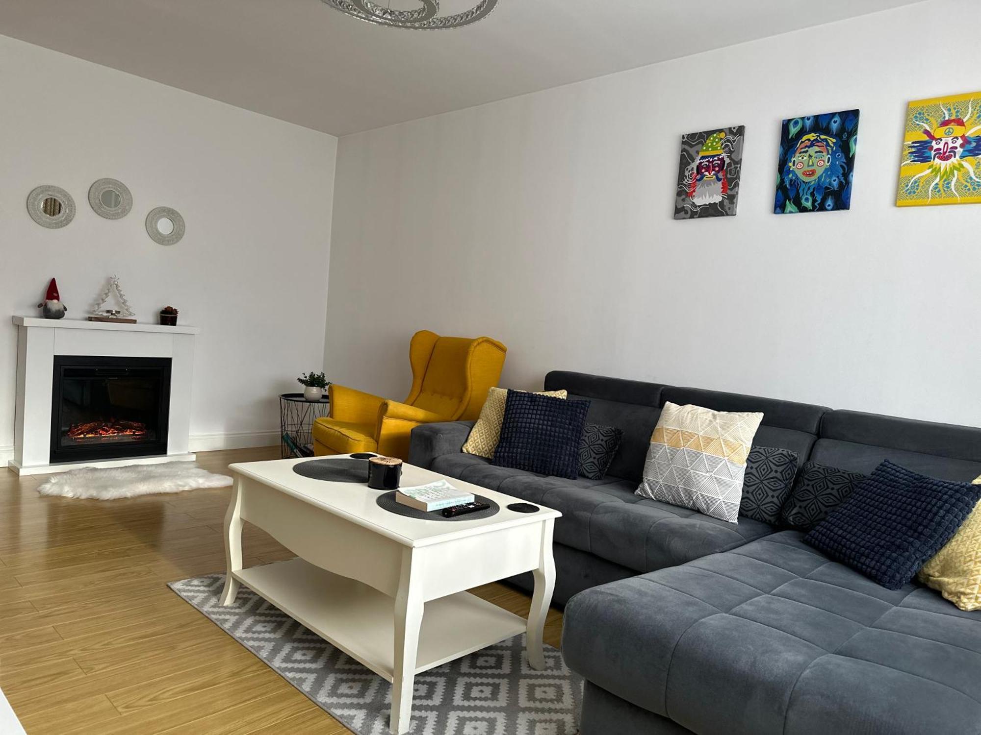 Bucovina View Apartment Campulung Moldovenesc Bagian luar foto